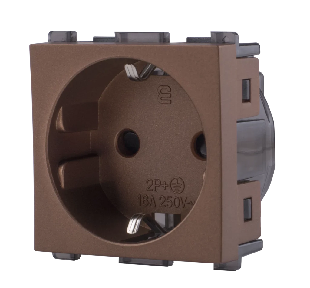 16A-socket-german2-type-with shutter BM crv 61265